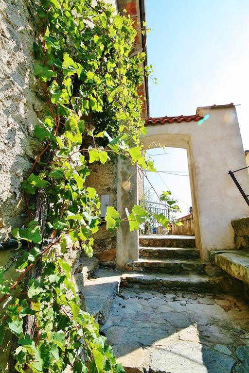 Agriturismo Costamagna Ноли Екстериор снимка